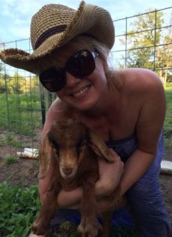 Pamela and friend (Pamela is the one with the hat)